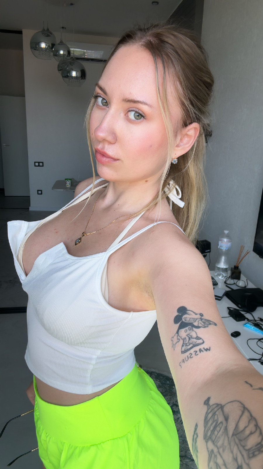 KateV in her underwear in Adelaide