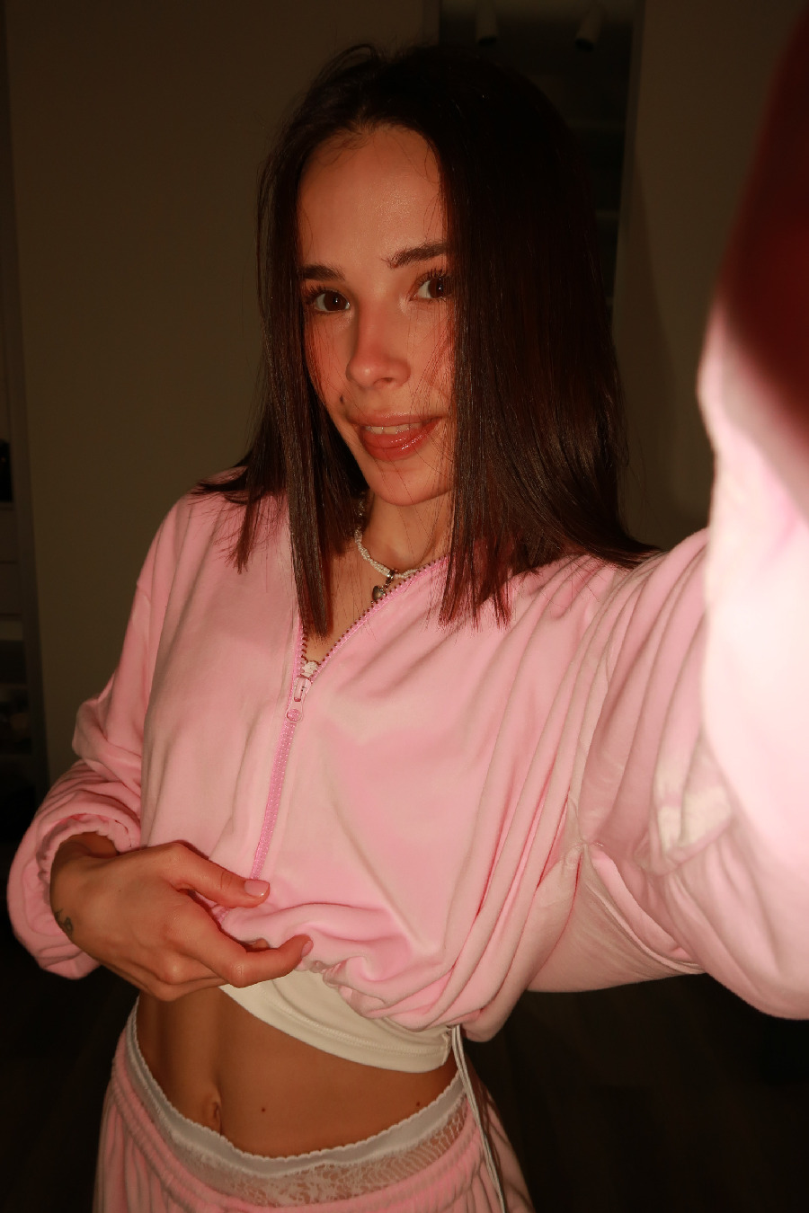 Tina brings the glow — live moments in Adelaide